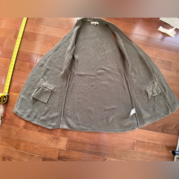 Gerard Darel Women's Olive Army Green Open Knit Sweater Vest Size 2 - Picture 9 of 9